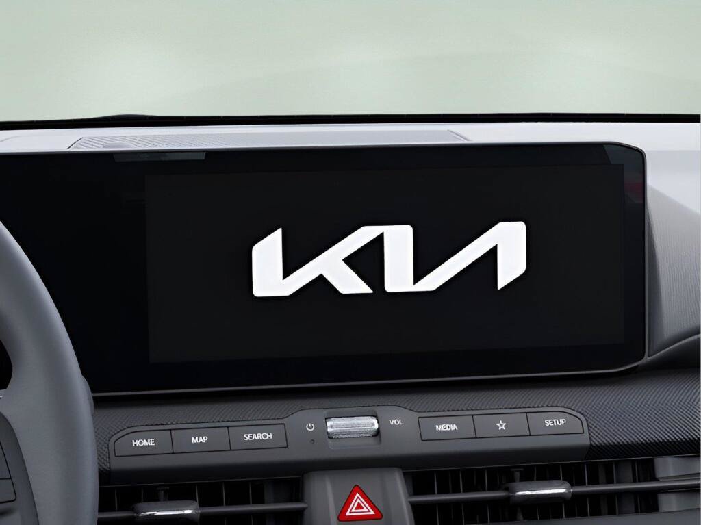 New 2026 Kia K4 FWD image 15