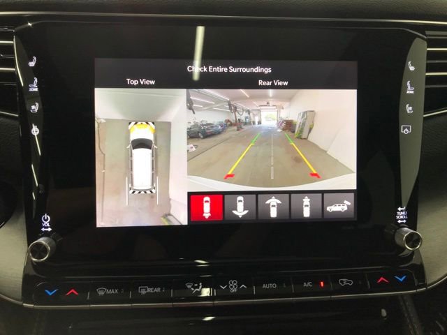 New 2025 Jeep Wagoneer 4WD w/ Convenience Group I image 23