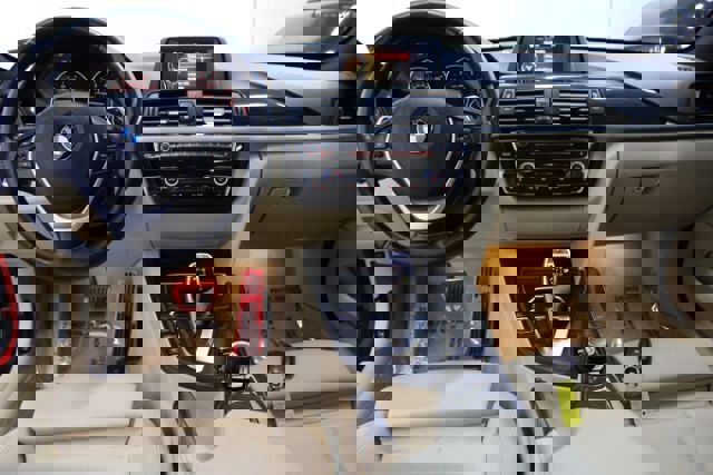 Used 2016 BMW 428i Coupe image 2