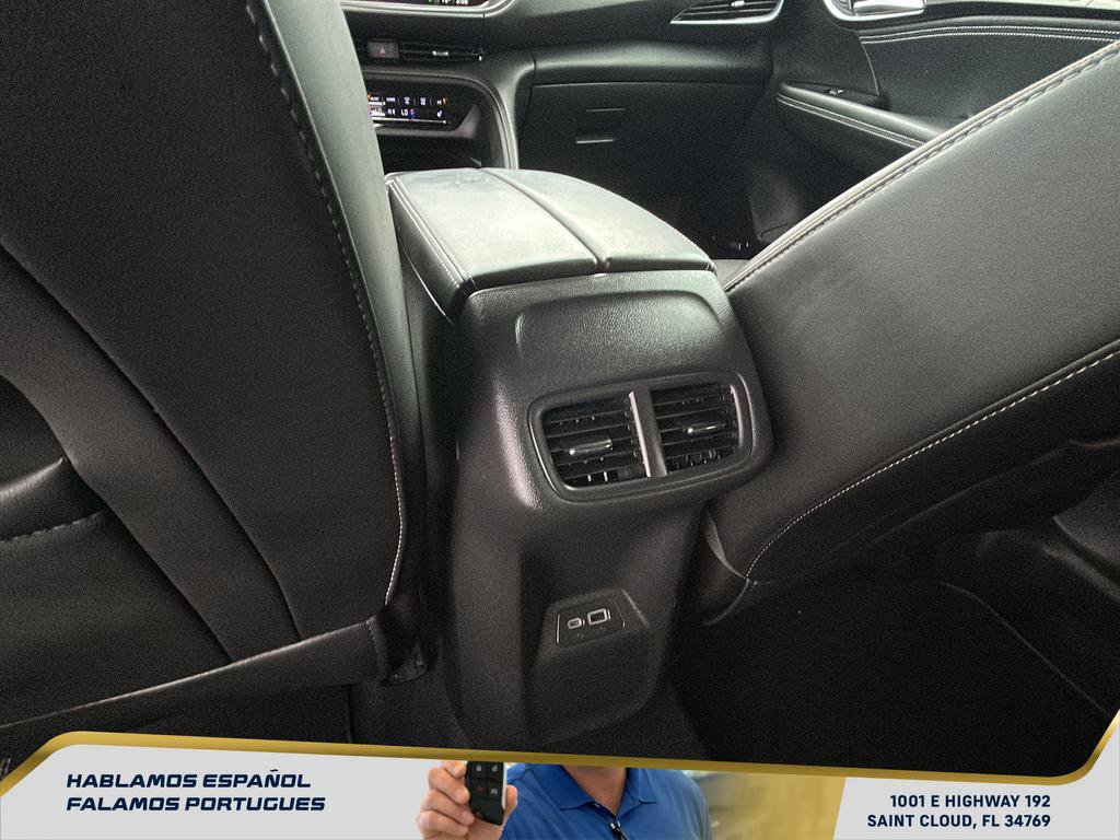 Used 2022 Buick Envision Essence w/ Technology Package I image 26