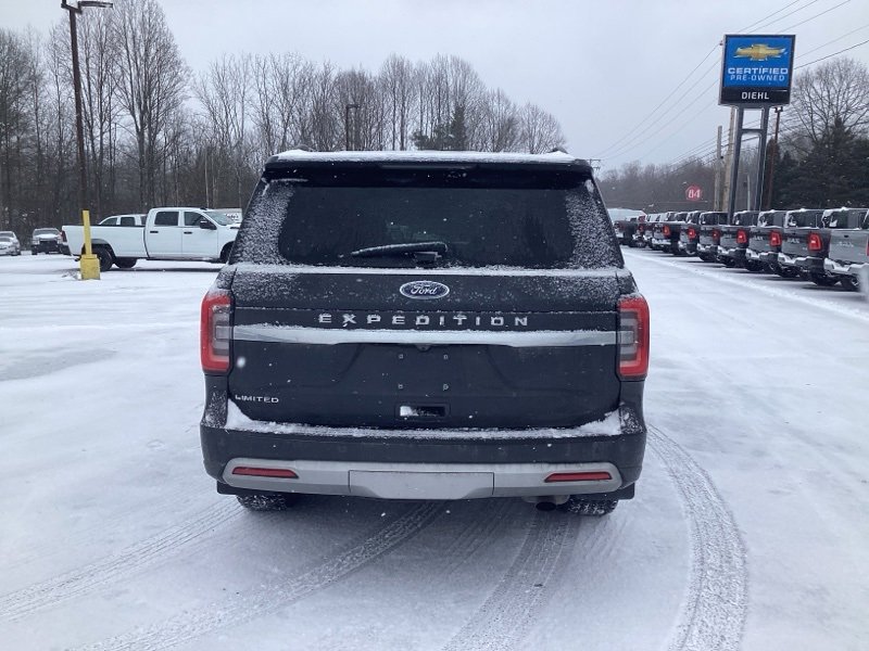 Used 2022 Ford Expedition Limited image 6