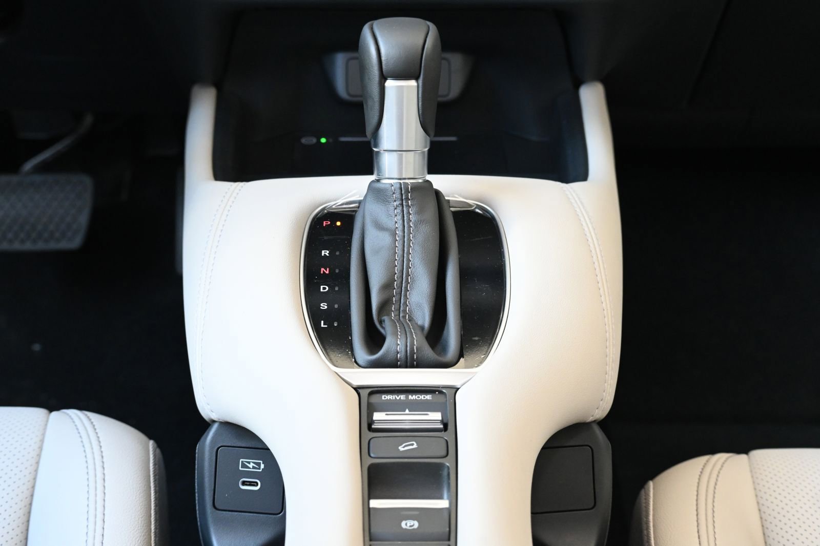 New 2026 Honda HR-V EX-L image 24