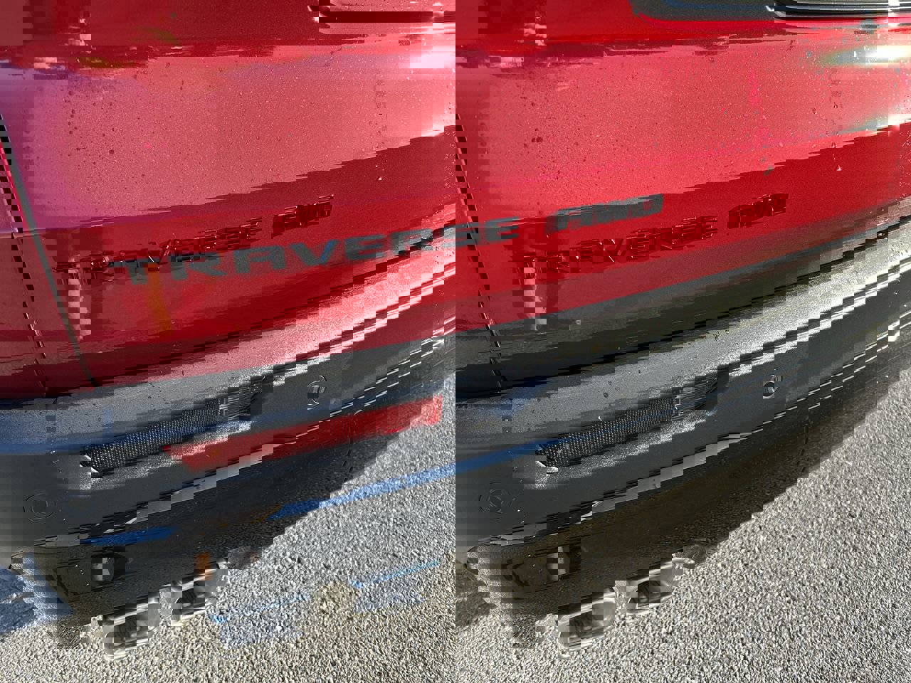 New 2026 Chevrolet Traverse LT w/ Midnight/Sport Edition image 13