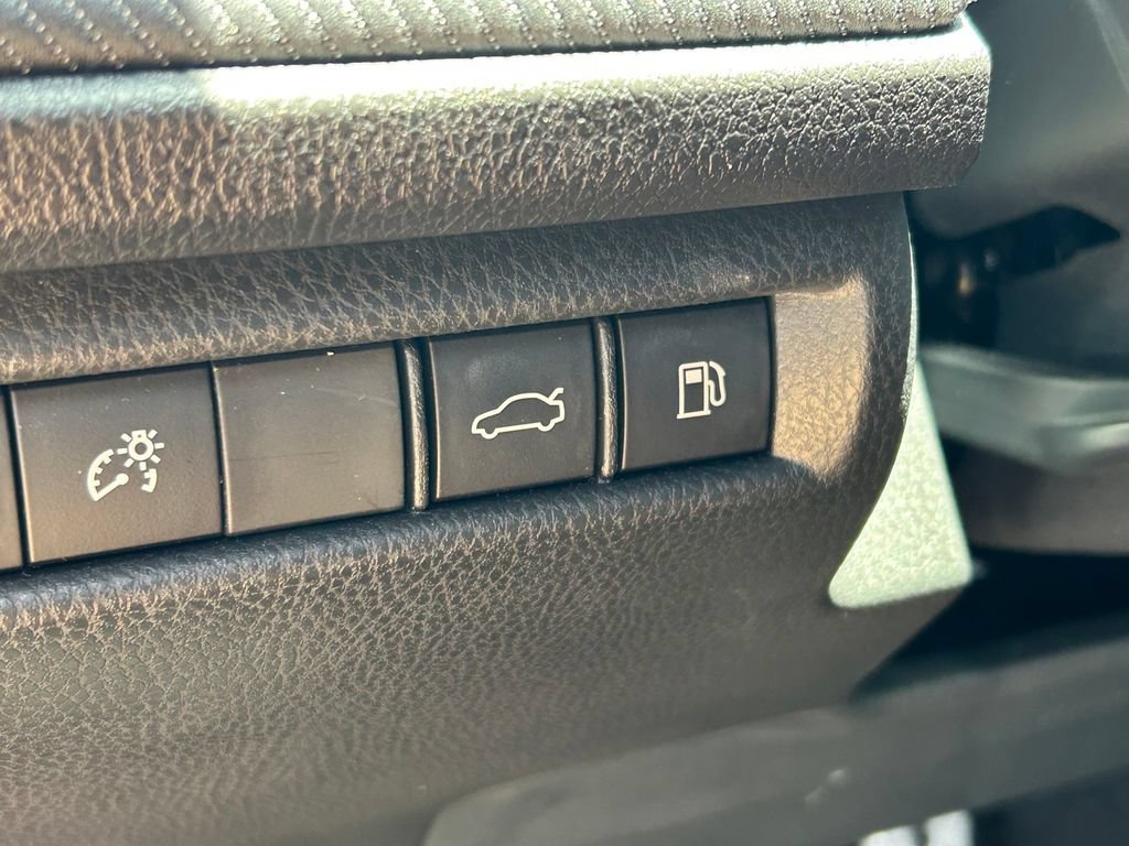 Used 2026 Toyota Camry SE w/ Multimedia Upgrade Package FWD image 26