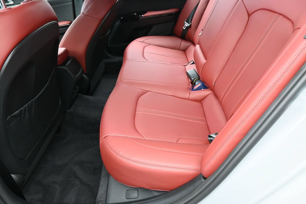 Used 2026 Kia K5 GT-Line image 35