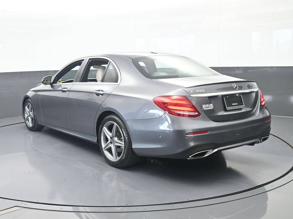 Used 2019 Mercedes-Benz E 300 image 4