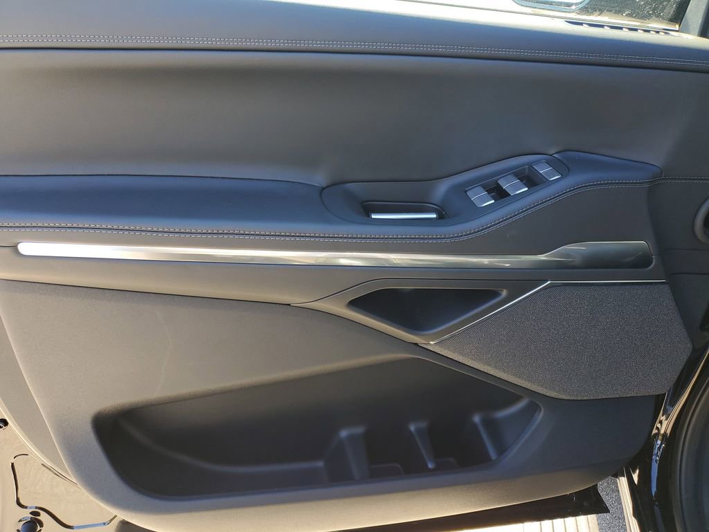 New 2025 Lincoln Navigator L Reserve w/ Jet Appearance Package image 19