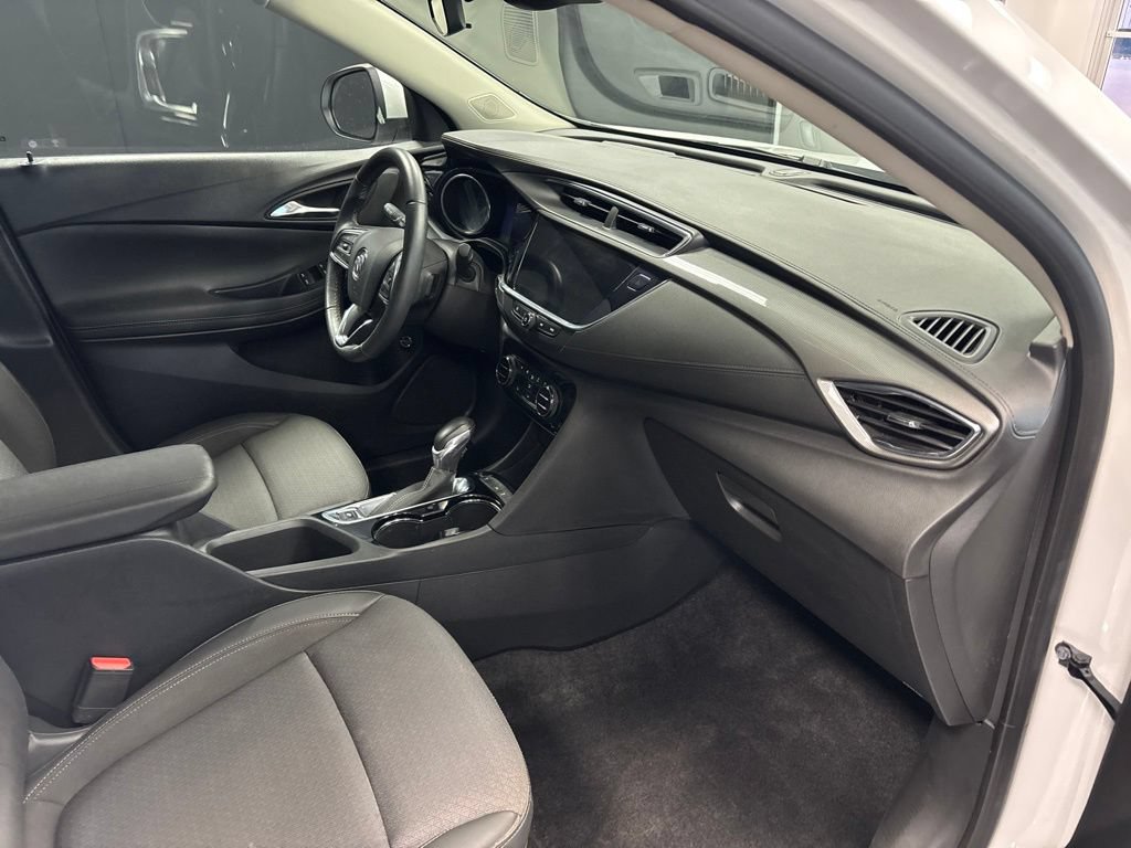 Used 2023 Buick Encore GX Select w/ Sport Touring Package FWD image 13
