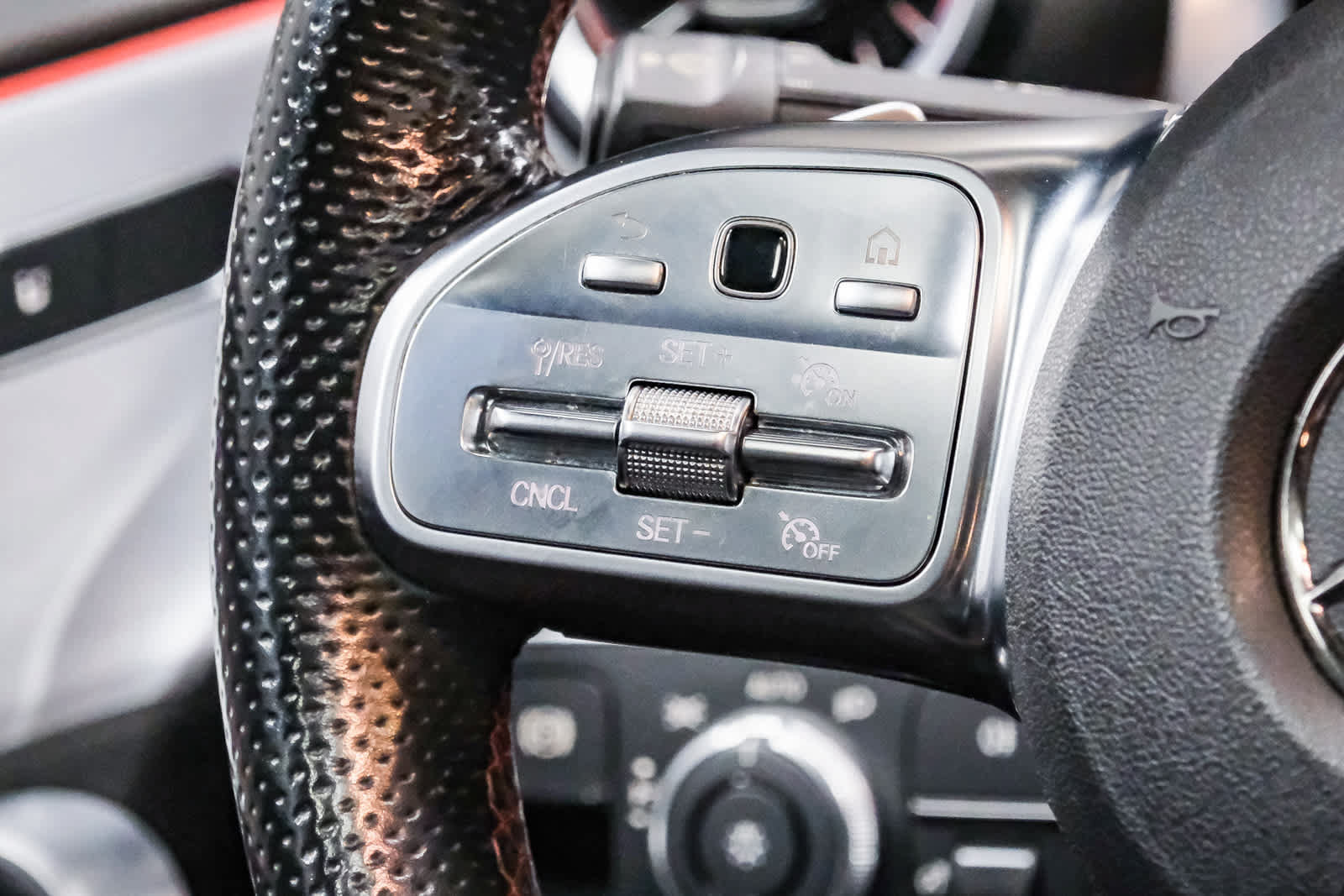 Used 2022 Mercedes-Benz CLA 250 image 21