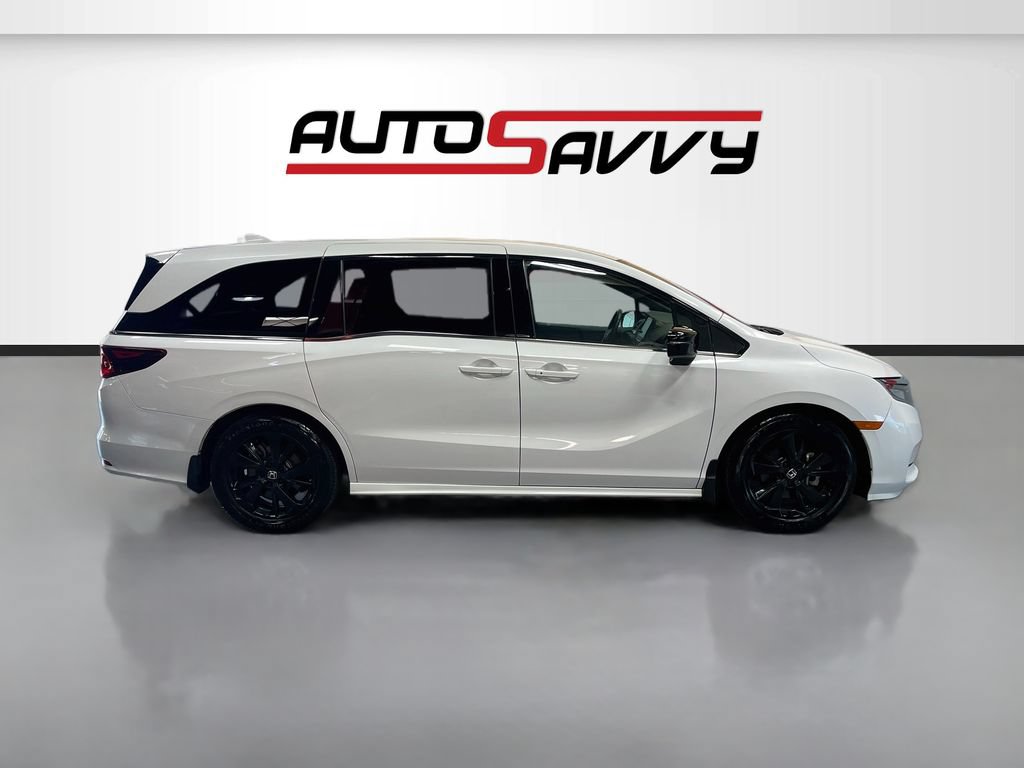 Used 2024 Honda Odyssey Sport image 8