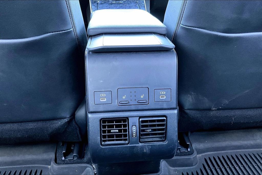 Used 2024 Subaru Solterra Limited image 20