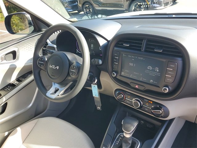 New 2025 Kia Soul LX image 8