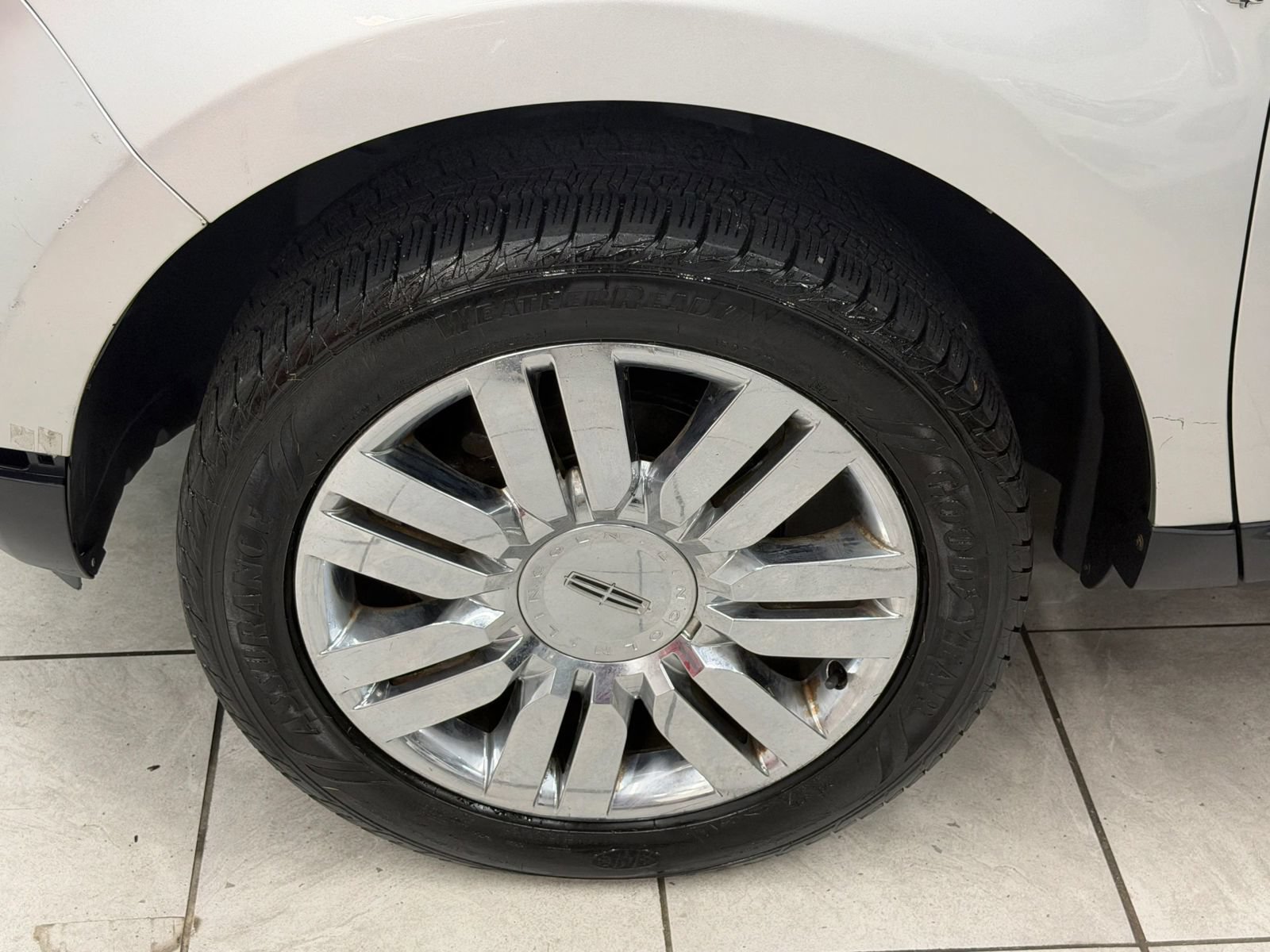 Used 2010 Lincoln MKX 2WD image 33