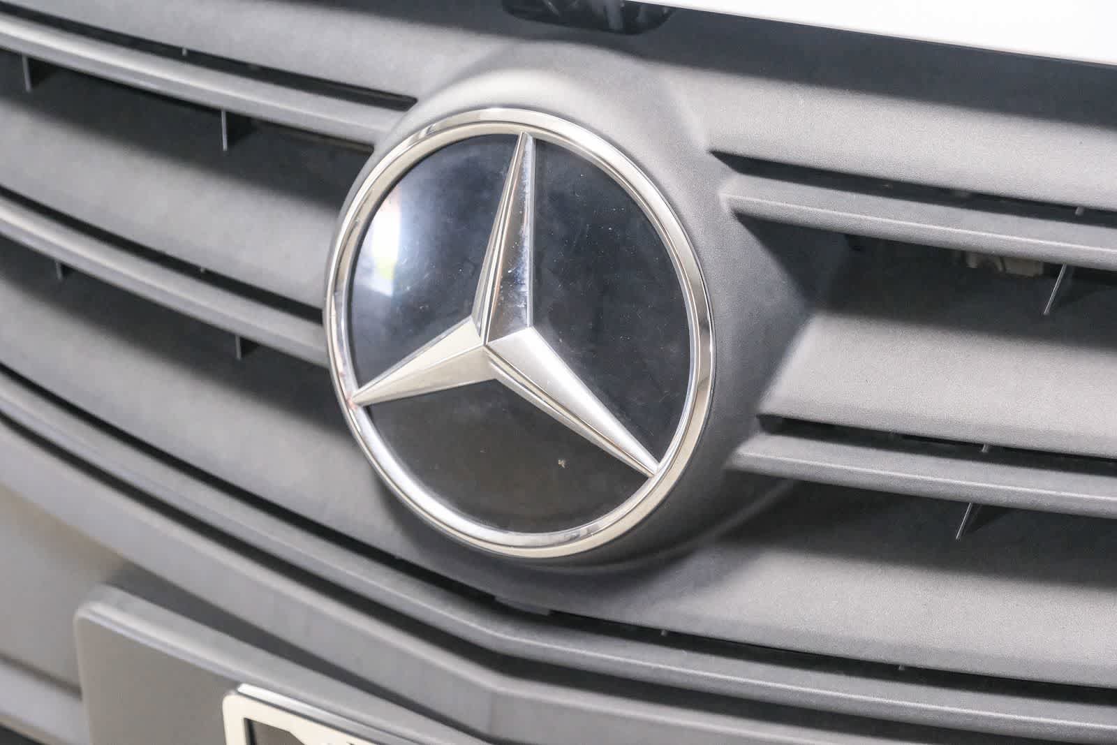Used 2023 Mercedes-Benz Metris image 13