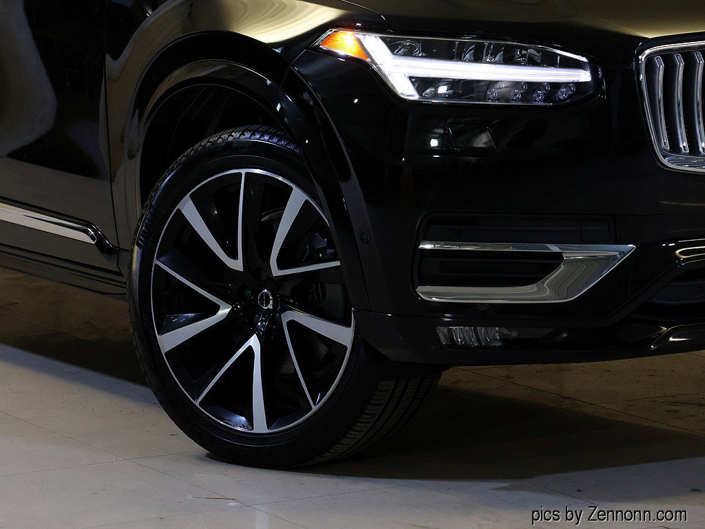 Used 2024 Volvo XC90 B6 Plus w/ Protection Package Premier AWD/4WD image 3