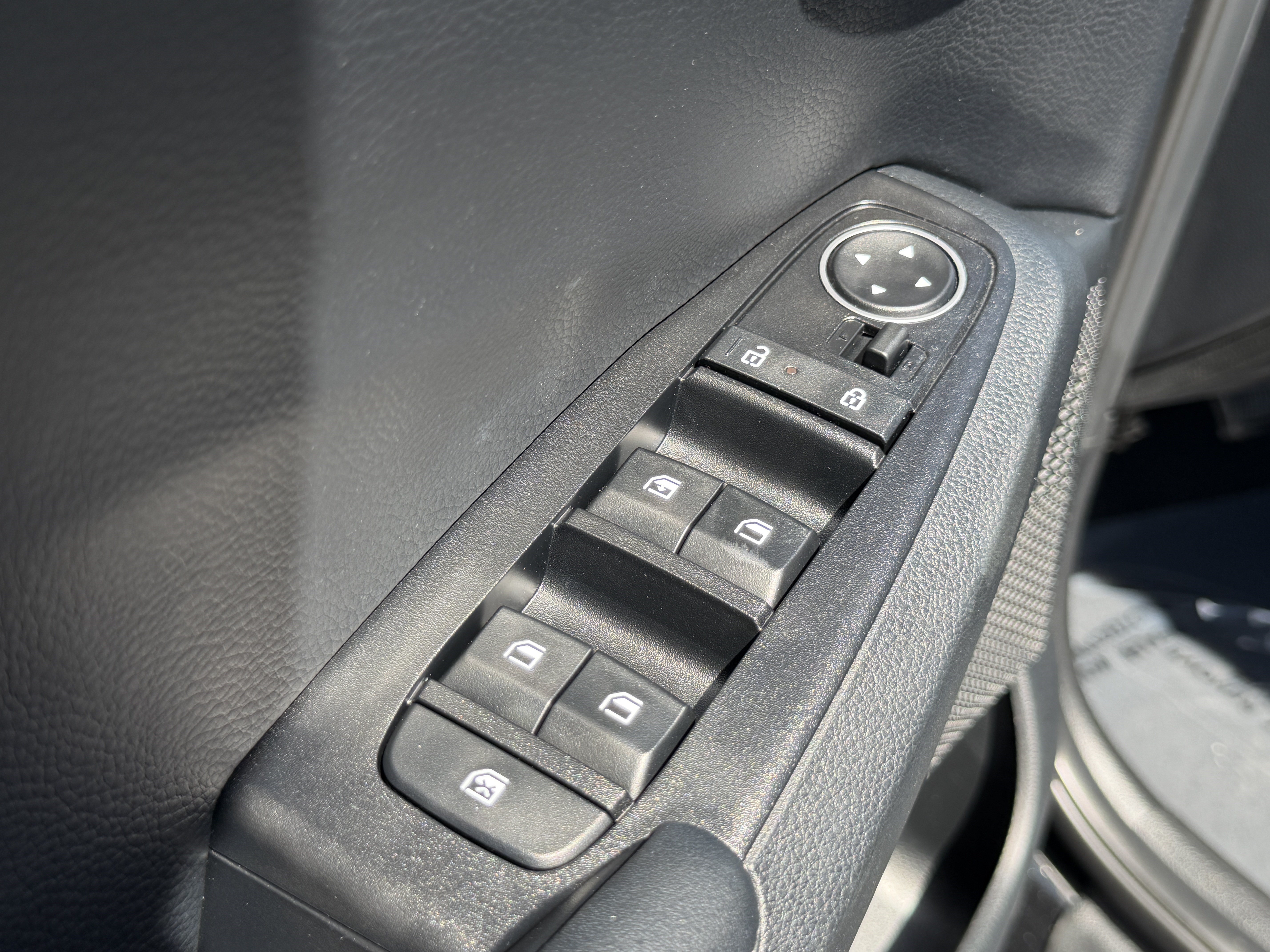 Certified 2024 Kia Seltos S FWD image 14