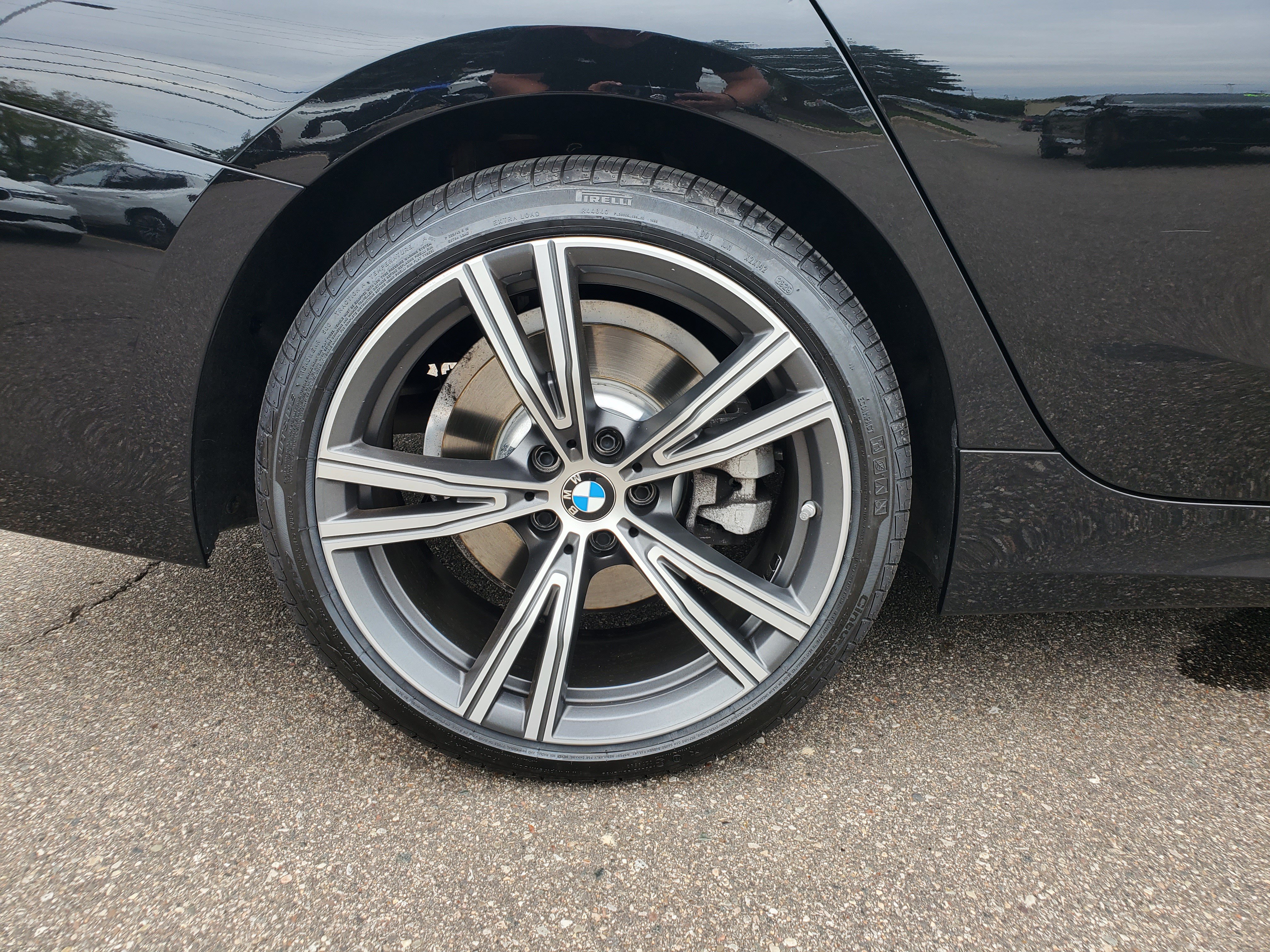 Certified 2023 BMW 330i xDrive Sedan w/ Premium Package AWD/4WD image 36