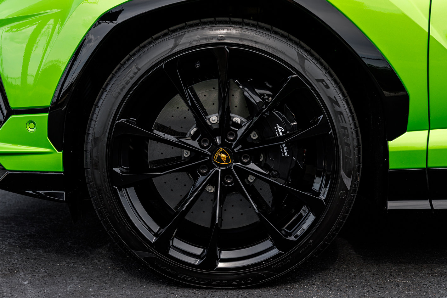 Used 2024 Lamborghini Urus S AWD/4WD image 8