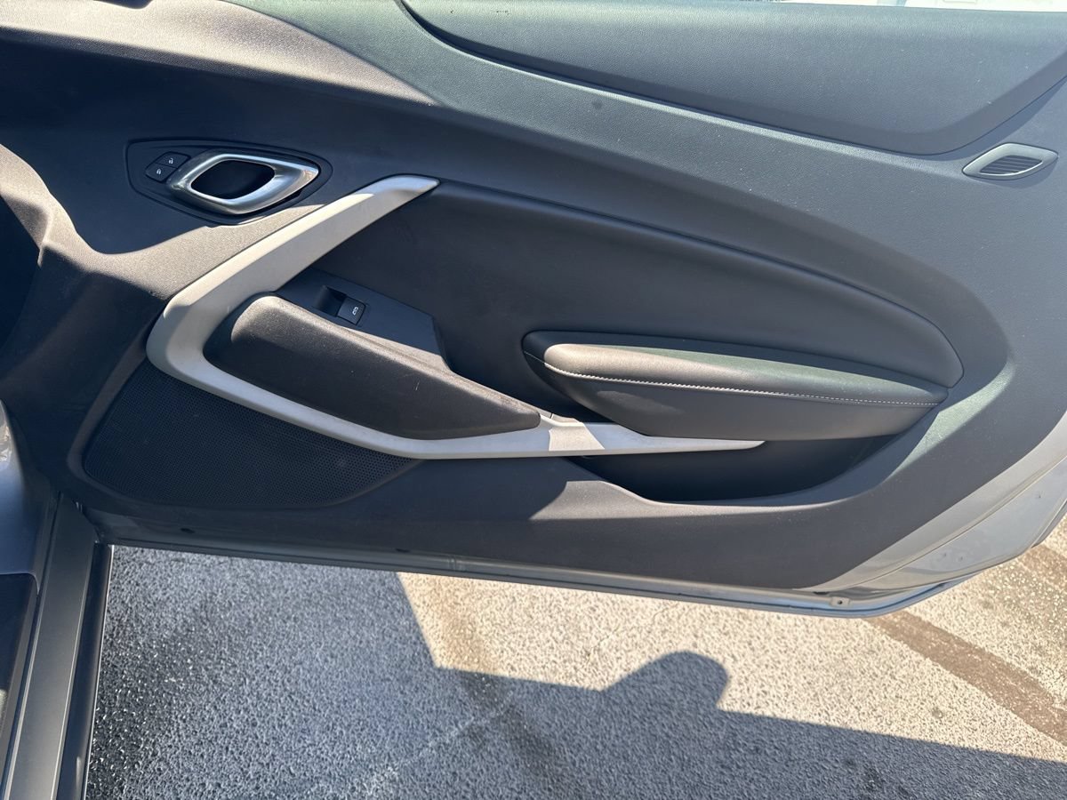 Used 2023 Chevrolet Camaro LT RWD image 33