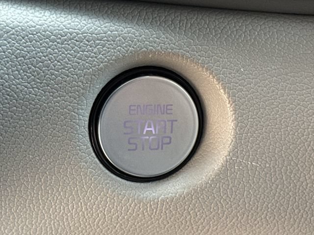 Used 2025 Kia Sorento EX w/ Panoramic Sunroof Package FWD image 44