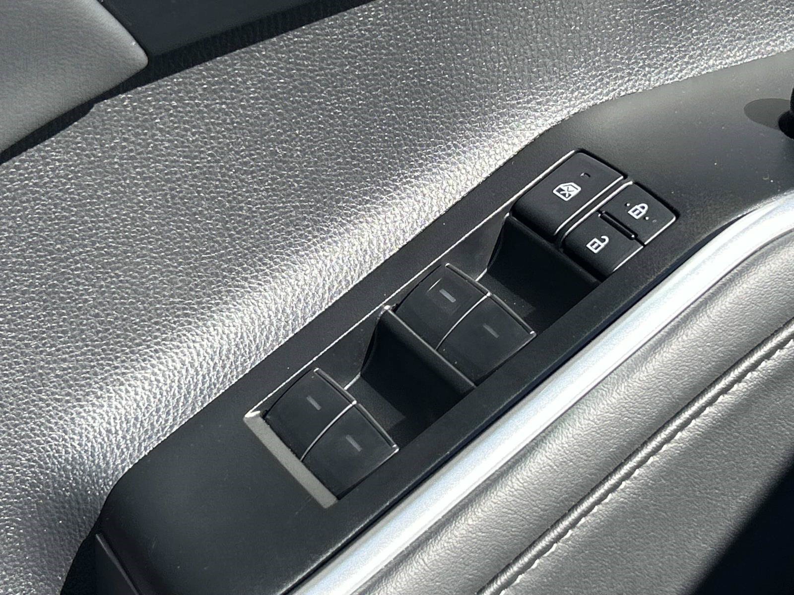 Used 2026 Toyota Highlander XLE AWD/4WD image 20