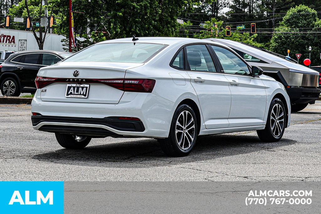 Used 2025 Volkswagen Jetta Sport FWD image 5