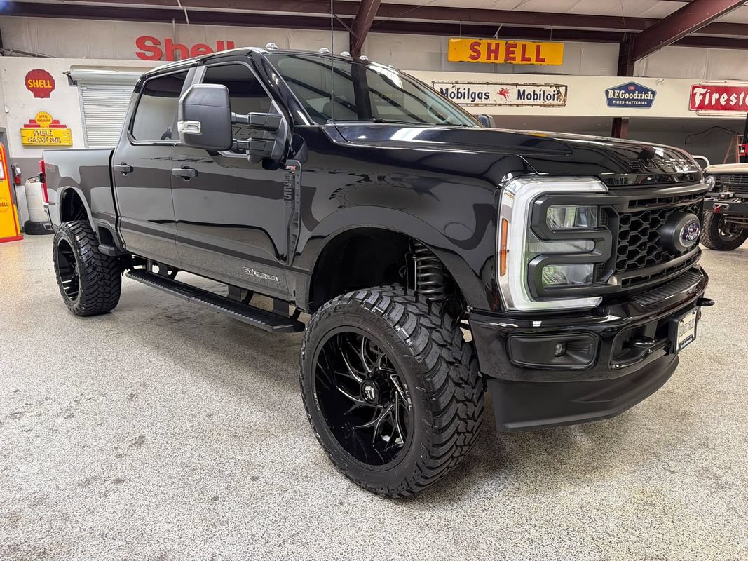 Used 2024 Ford F250 XL w/ STX Appearance Package AWD/4WD image 11