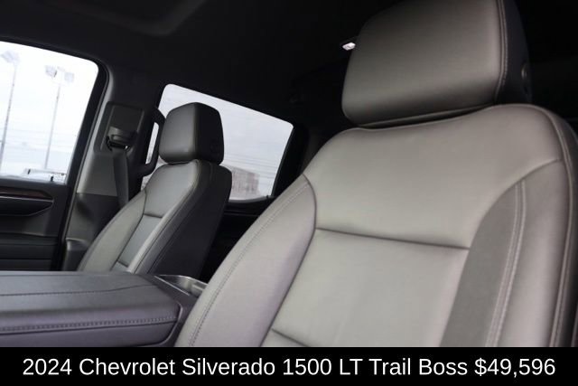 Used 2024 Chevrolet Silverado 1500 LT Trail Boss w/ Convenience Package II image 19