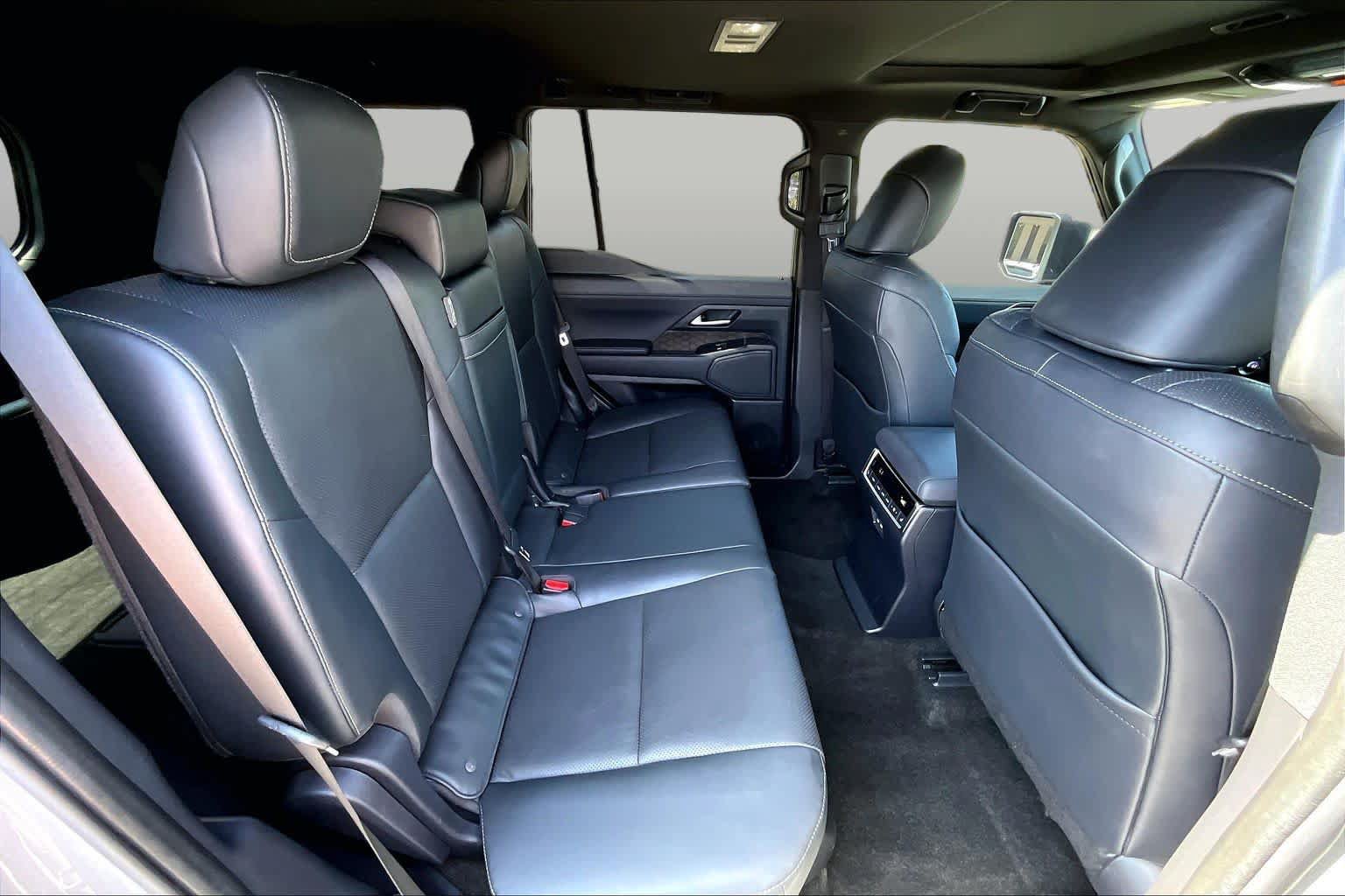 Certified 2024 Lexus GX 550 AWD/4WD image 19
