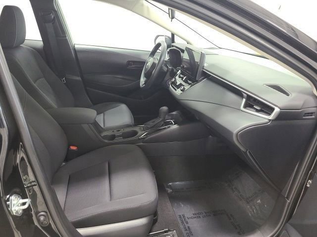Used 2023 Toyota Corolla LE FWD image 12