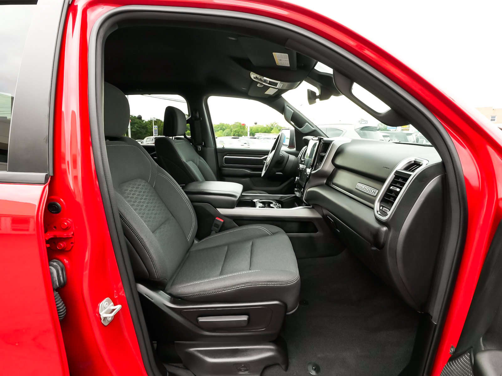 Used 2025 RAM 1500 Big Horn AWD/4WD image 41