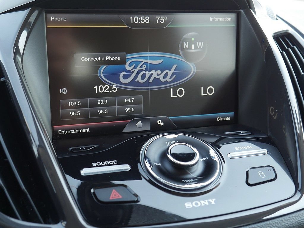 Used 2015 Ford Escape Titanium AWD/4WD image 37