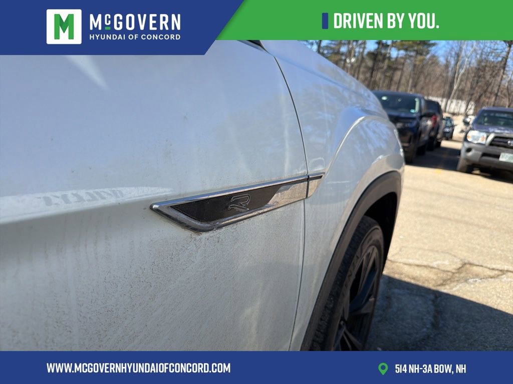 Used 2024 Volkswagen Atlas SEL Premium R-Line image 14