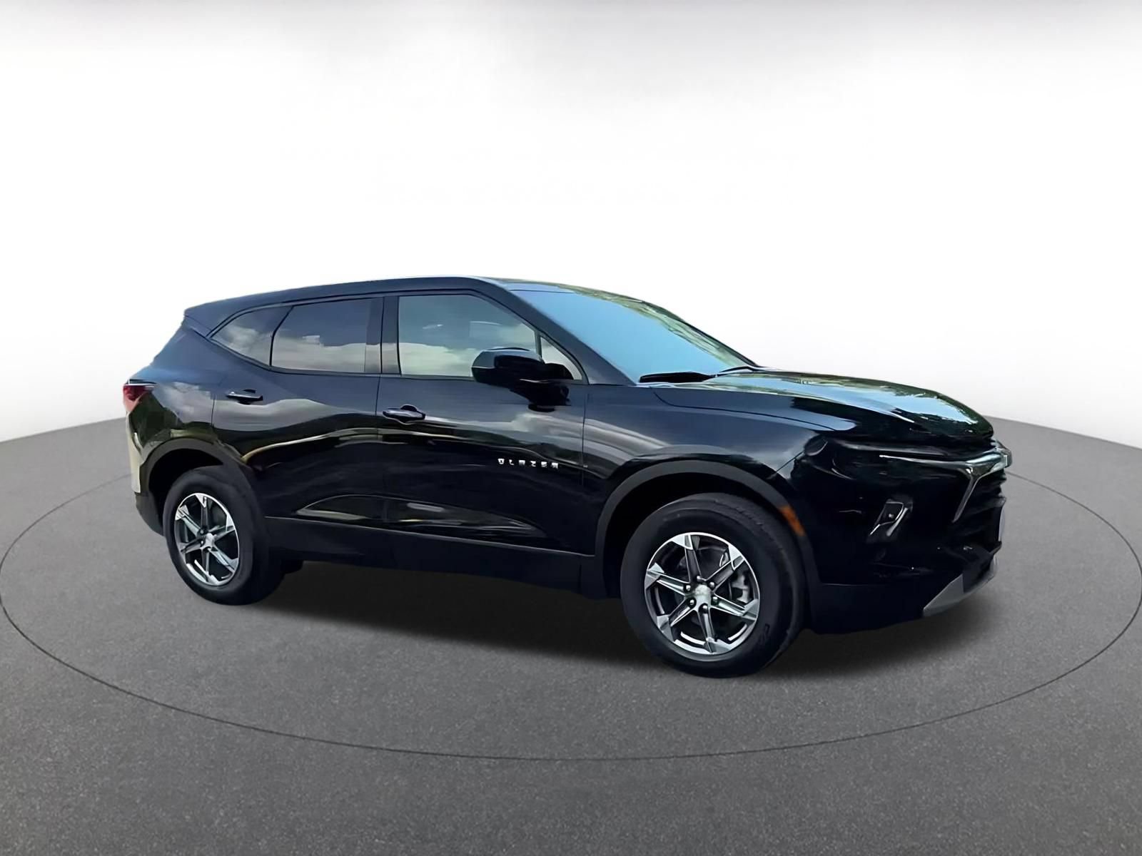 Used 2026 Chevrolet Blazer LT FWD video 2