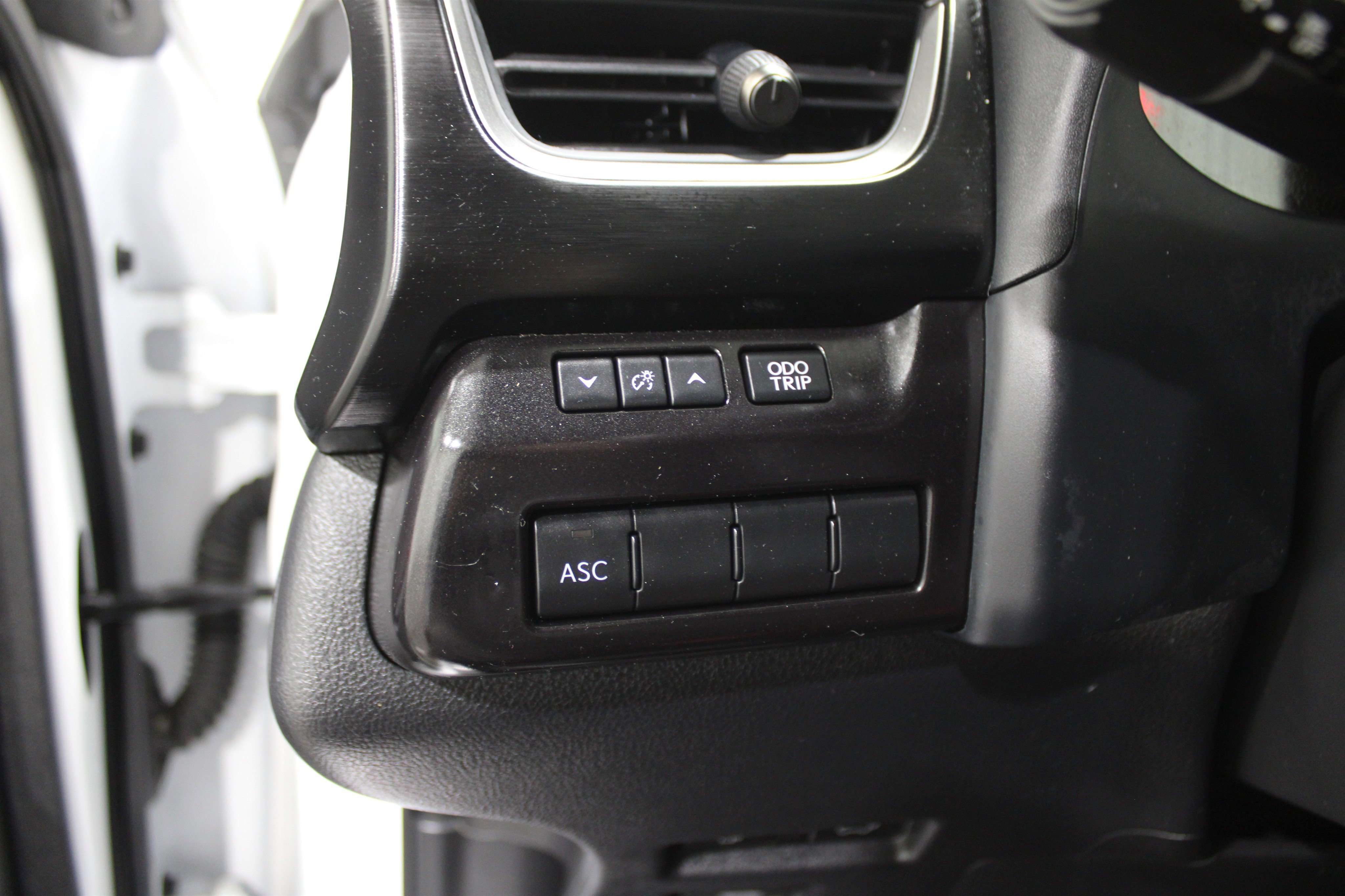 Used 2024 Lexus UX 250h F Sport image 8