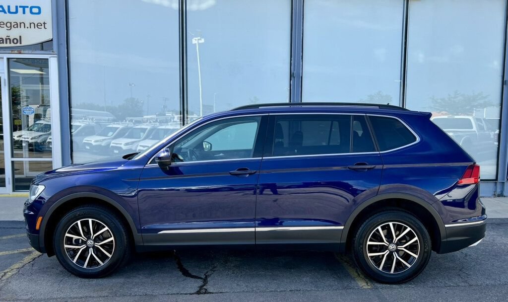 Used 2021 Volkswagen Tiguan SEL AWD/4WD image 30