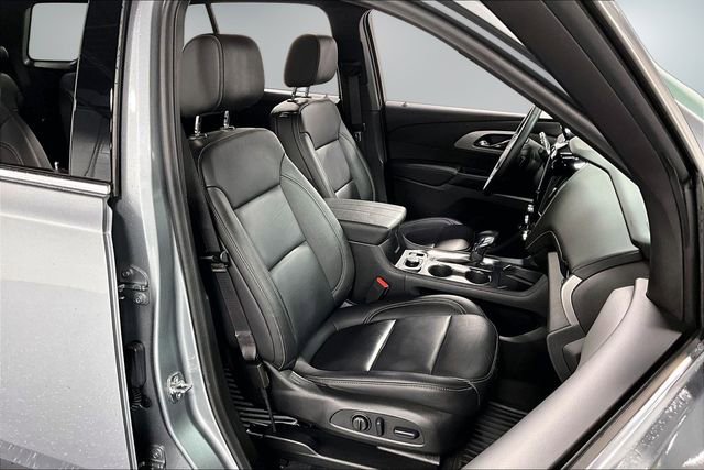 Used 2023 Chevrolet Traverse LT w/ LT Premium Package image 29