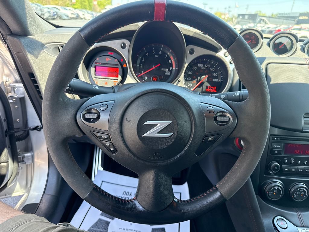 Used 2020 Nissan 370Z image 14