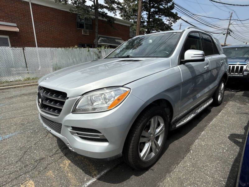 Used 2015 Mercedes-Benz ML 350 4MATIC w/ Premium 1 Package image 6