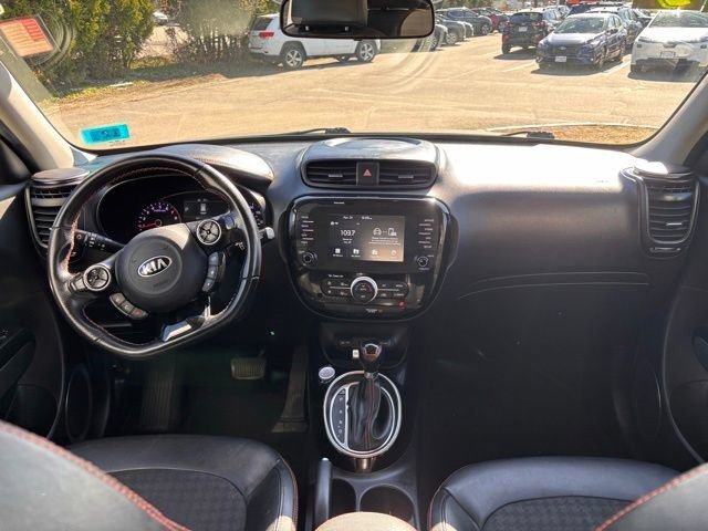 Used 2019 Kia Soul ! FWD image 12