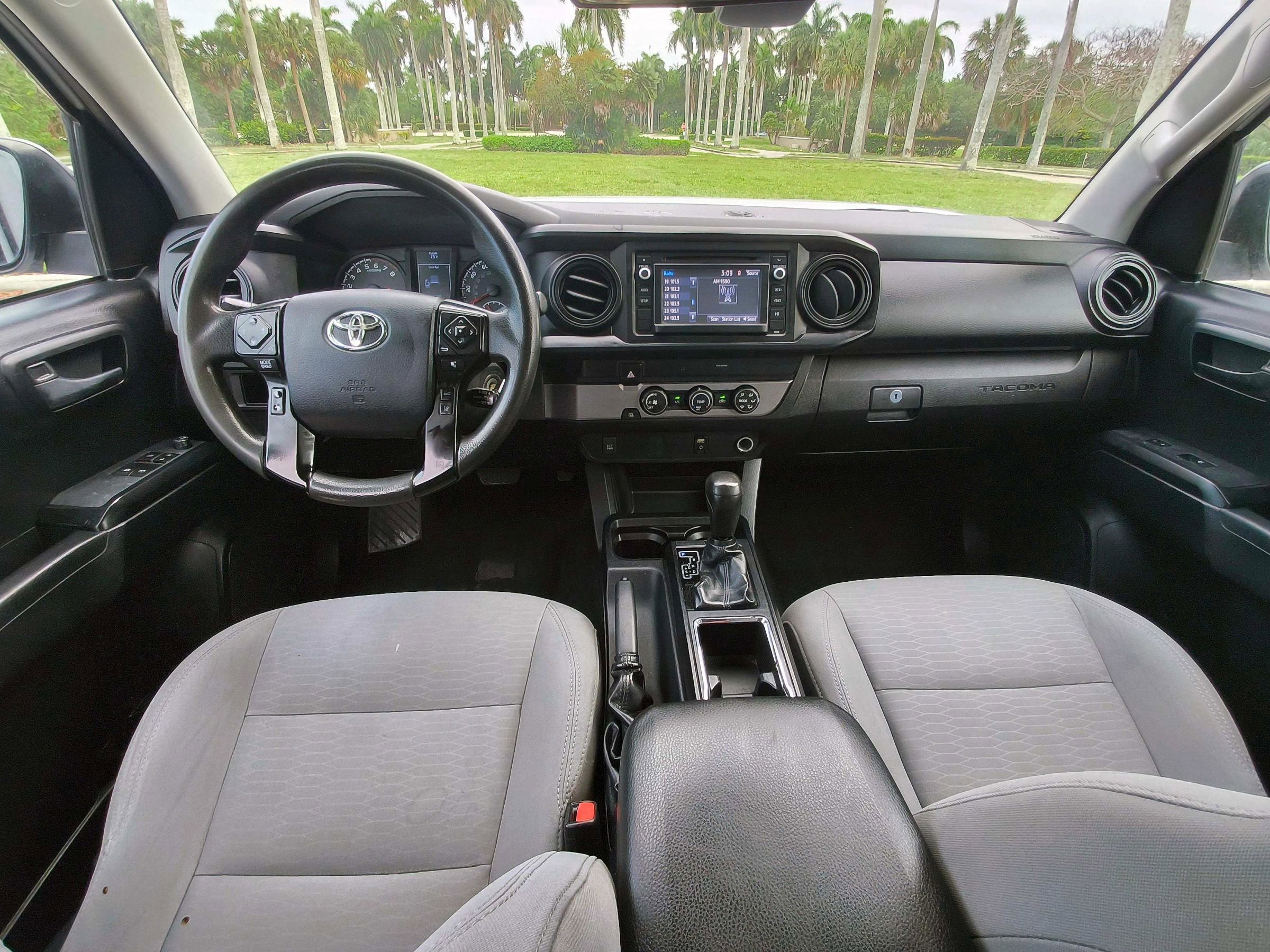 Used 2019 Toyota Tacoma SR RWD image 19