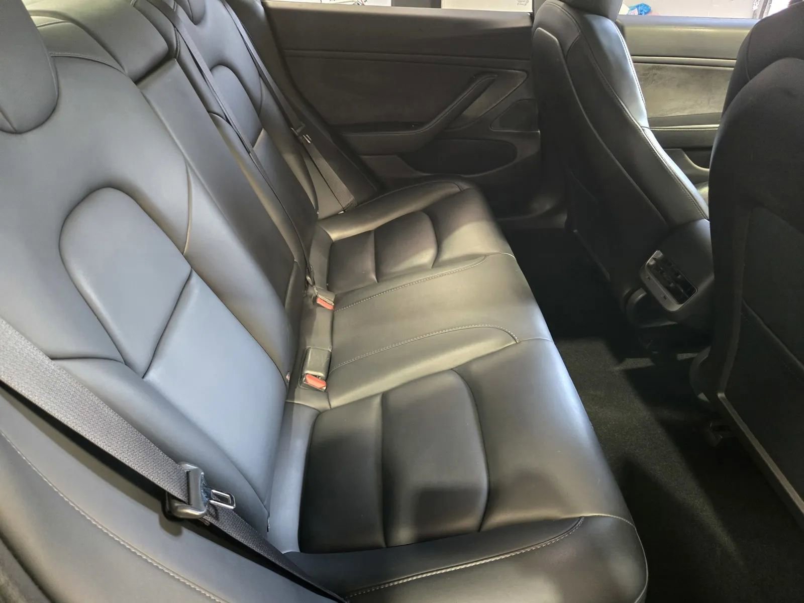 Used 2020 Tesla Model 3 Long Range AWD/4WD image 9