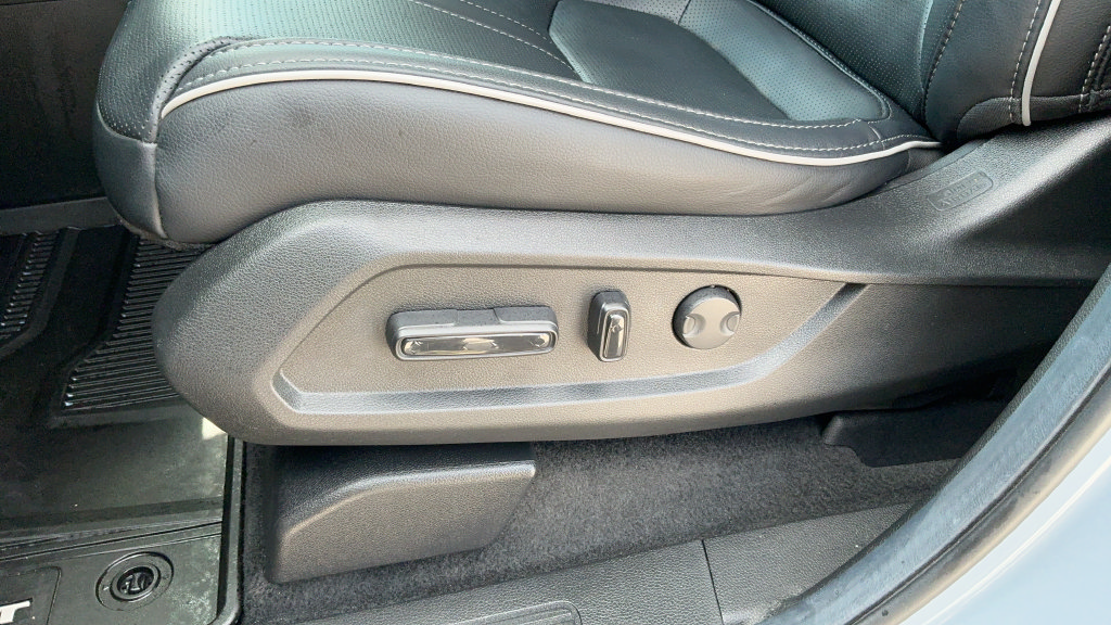 Used 2025 Honda Pilot Elite image 19