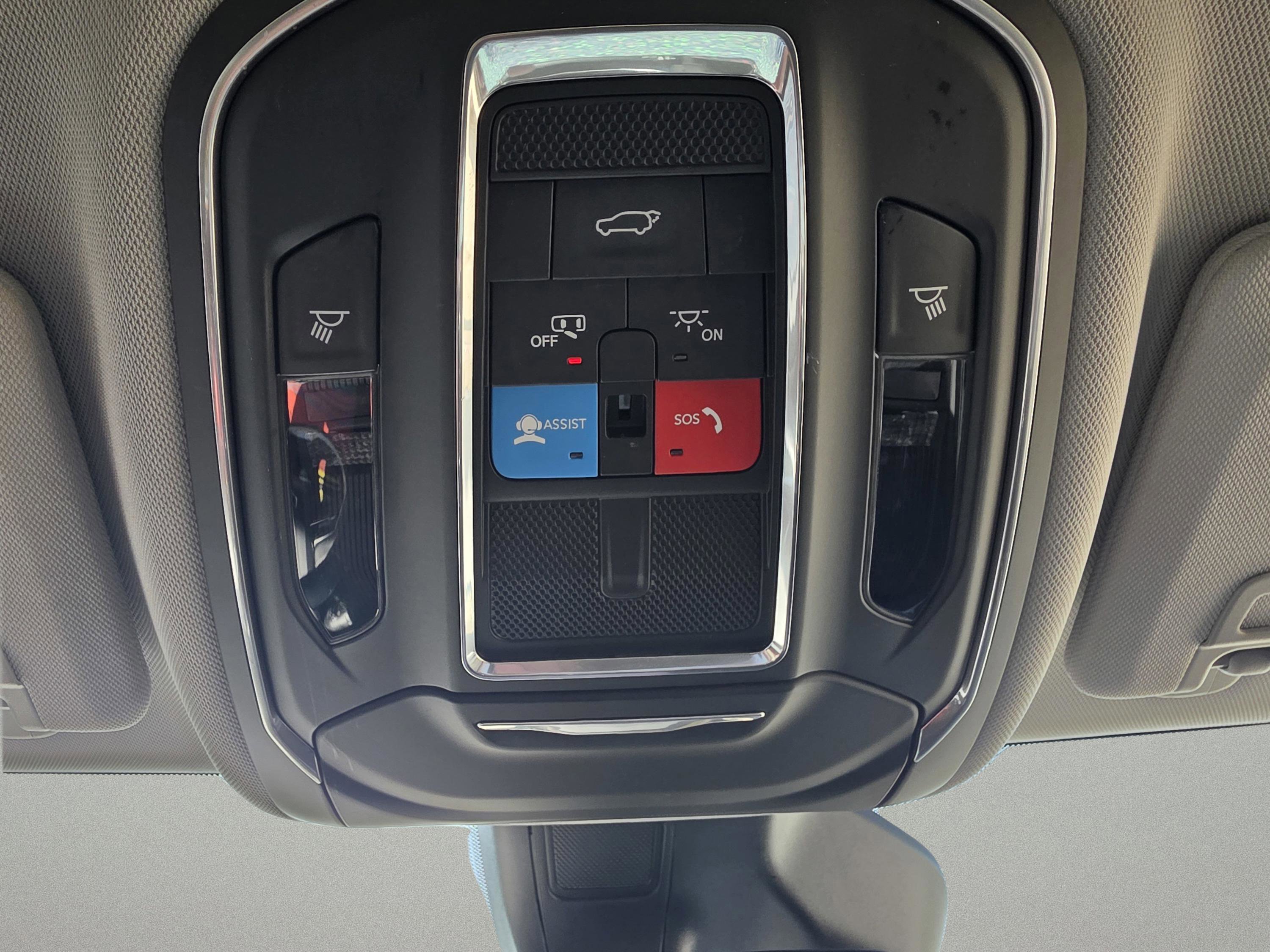 Certified 2022 Jeep Grand Cherokee L Limited AWD/4WD image 32