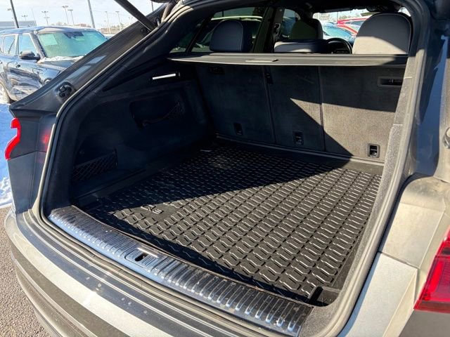 Used 2021 Audi Q8 Premium w/ Black Optic Package image 27