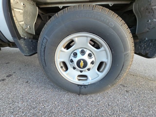 Used 2022 Chevrolet Silverado 2500 W/T w/ Safety Confidence Package image 28