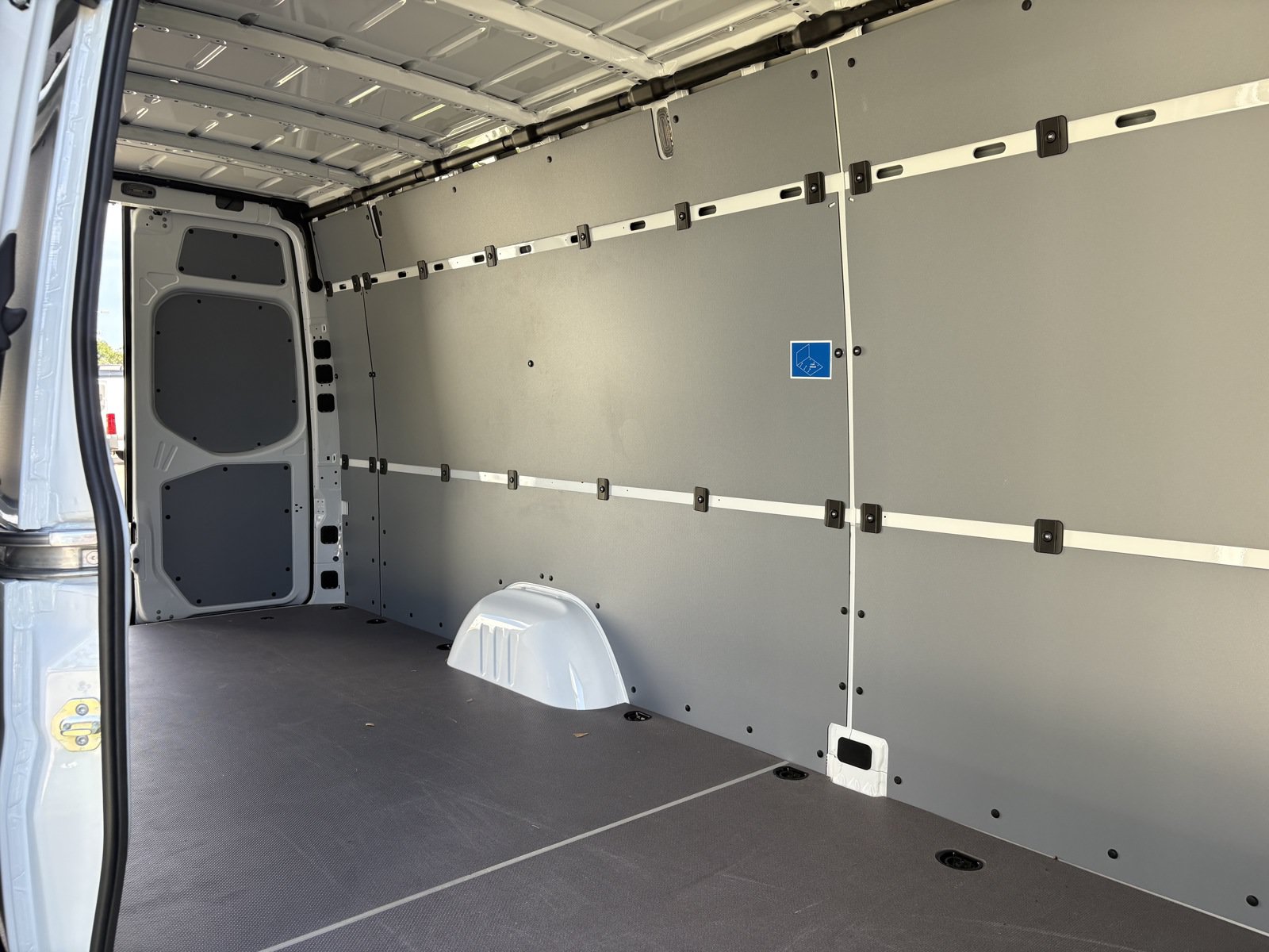 New 2026 Mercedes-Benz Sprinter 2500 image 7