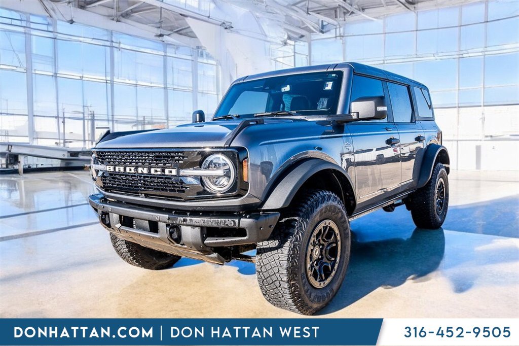 Used 2023 Ford Bronco Wildtrak image 28