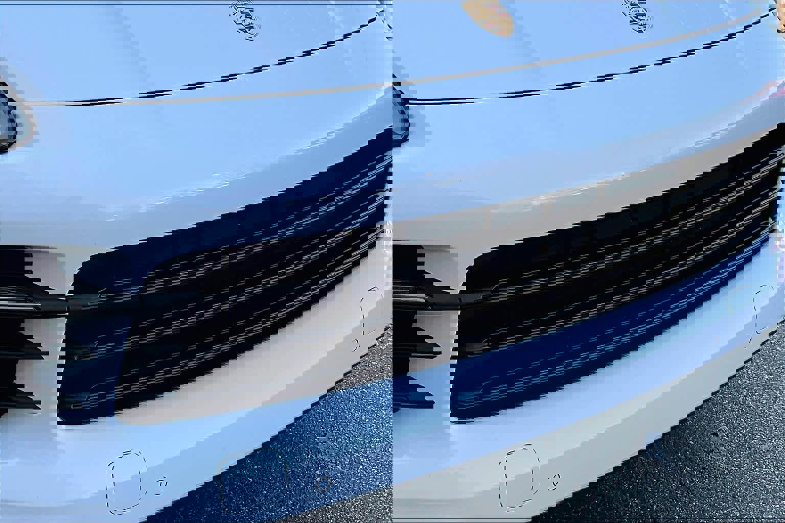 Used 2019 Porsche Cayenne image 30