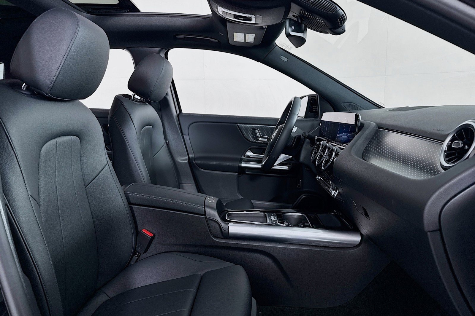 Certified 2026 Mercedes-Benz GLA 250 image 7